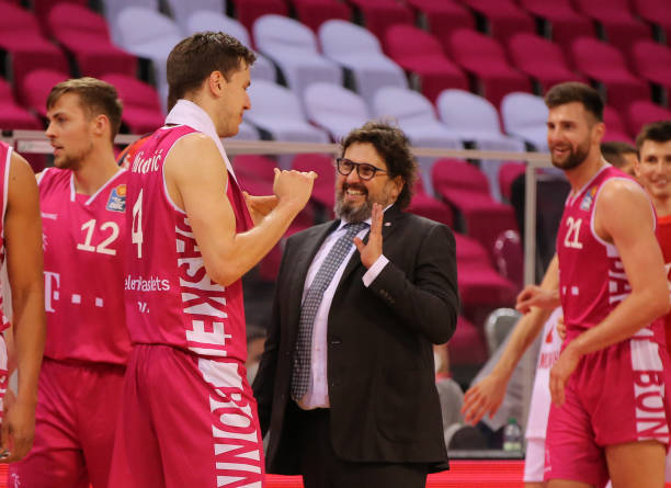 论过引进多 论过引进多